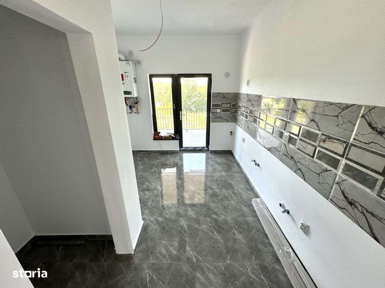 500 mp teren! BECI! Incalz in pard! 2 BAI! Casa Valea Adanca - Imagine principală: 5/10