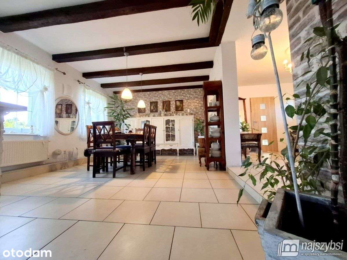 Radowo Małe - obrzeża, klimatyczny dom na sprzedaż - Pełny obrazek: 5/20