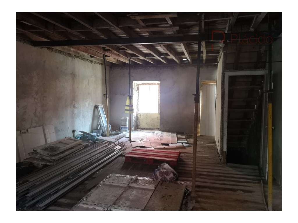 Moradia Centro Histórico de Sines | Projeto Aprovado | Excelente Te...-17