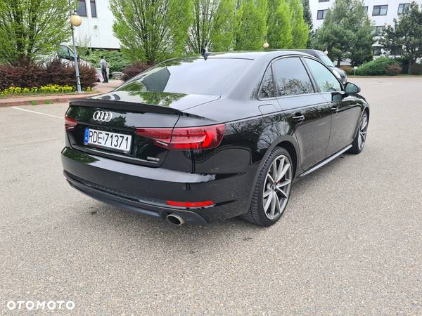 Audi A4 2.0 TFSI Quattro Sport S tronic - 17