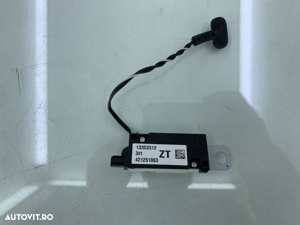 Amplificator antena Opel ASTRA J A17DTR 2010-2015  GM 13353312 - 1