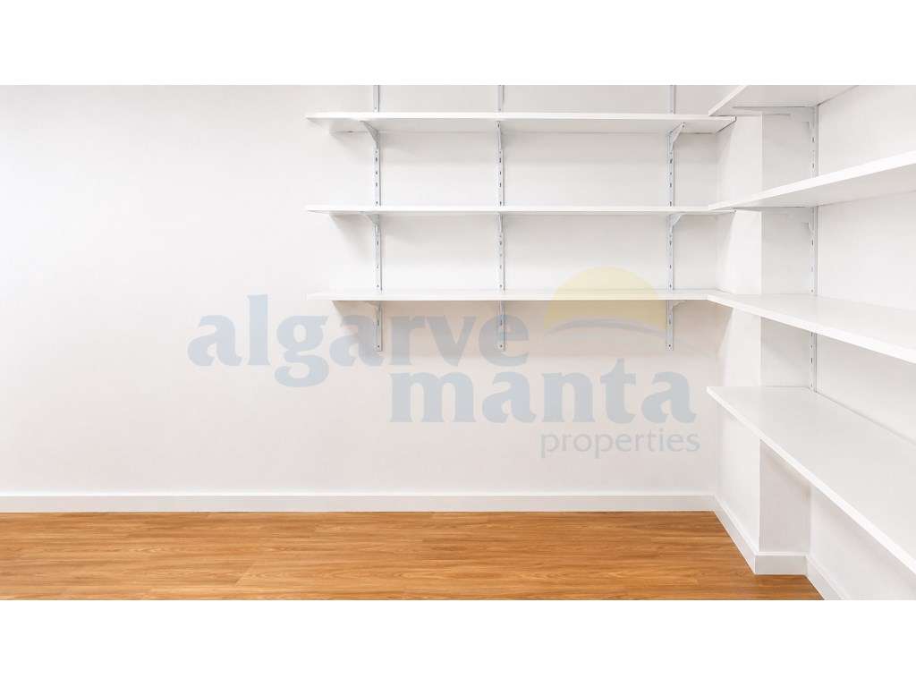 Moradia T3 Moderna com Garagem - Perto do Centro de Vila Nova de Ca...-16