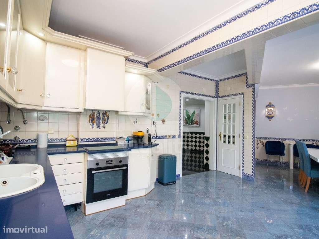 Excelente Apartamento T2 - Baixa da Banheira-28