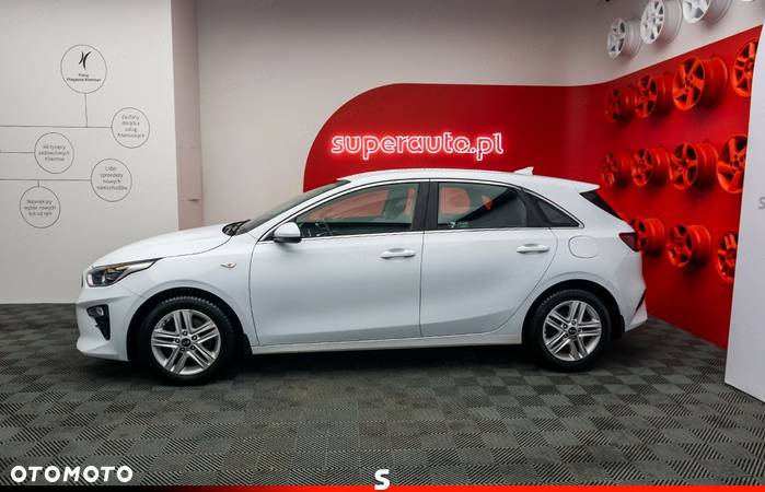 Kia Ceed 1.6 CRDi mHEV M - 4