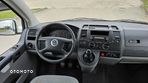 Volkswagen Transporter - 9