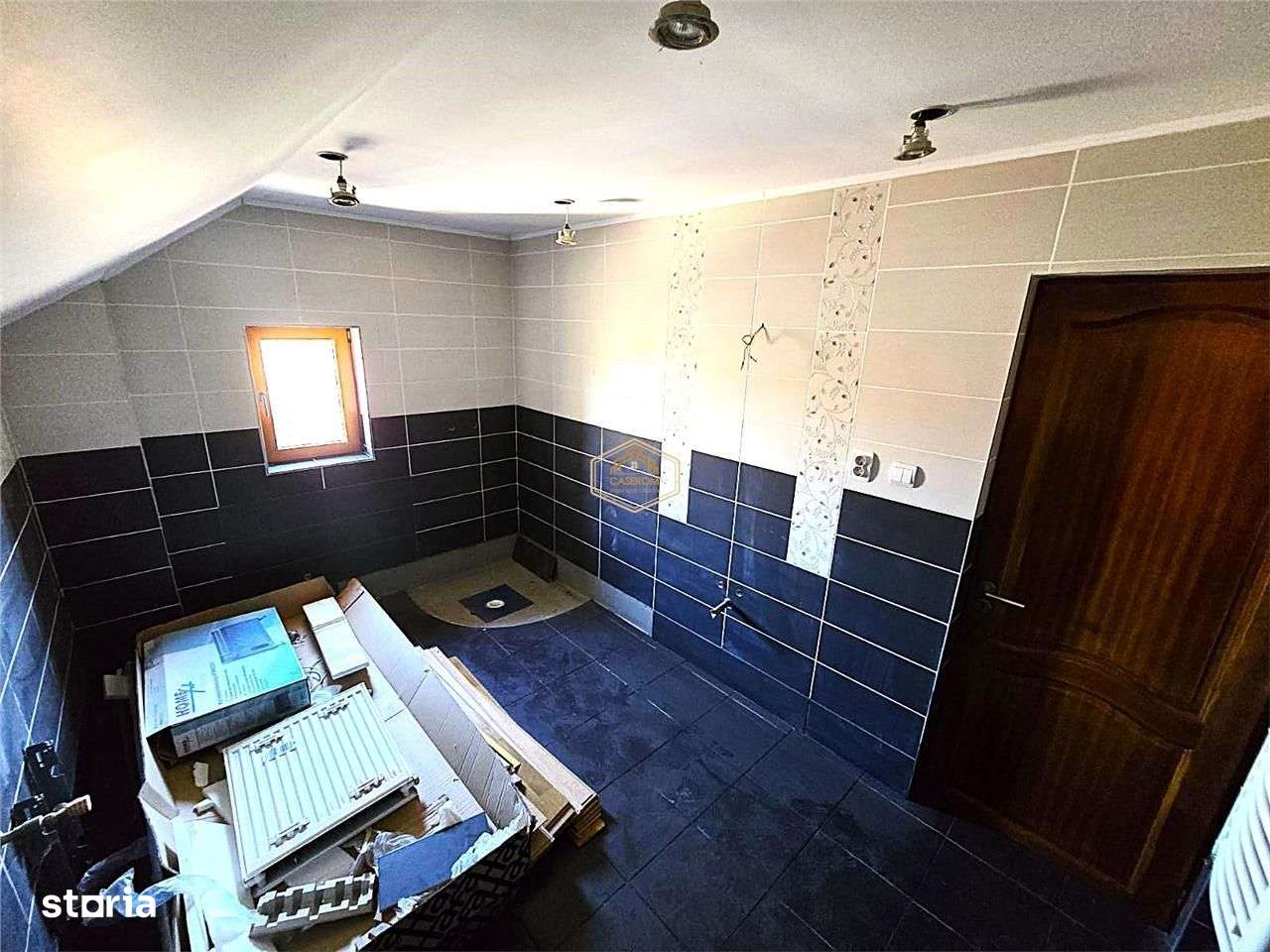 Video|Casa spatioasa cu 4 dormitoare + garaj si anexe | Teren 1.000 mp-14