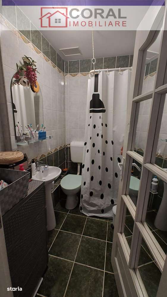 De vanzare apartament 3 camere, Al. Pescarilor-8