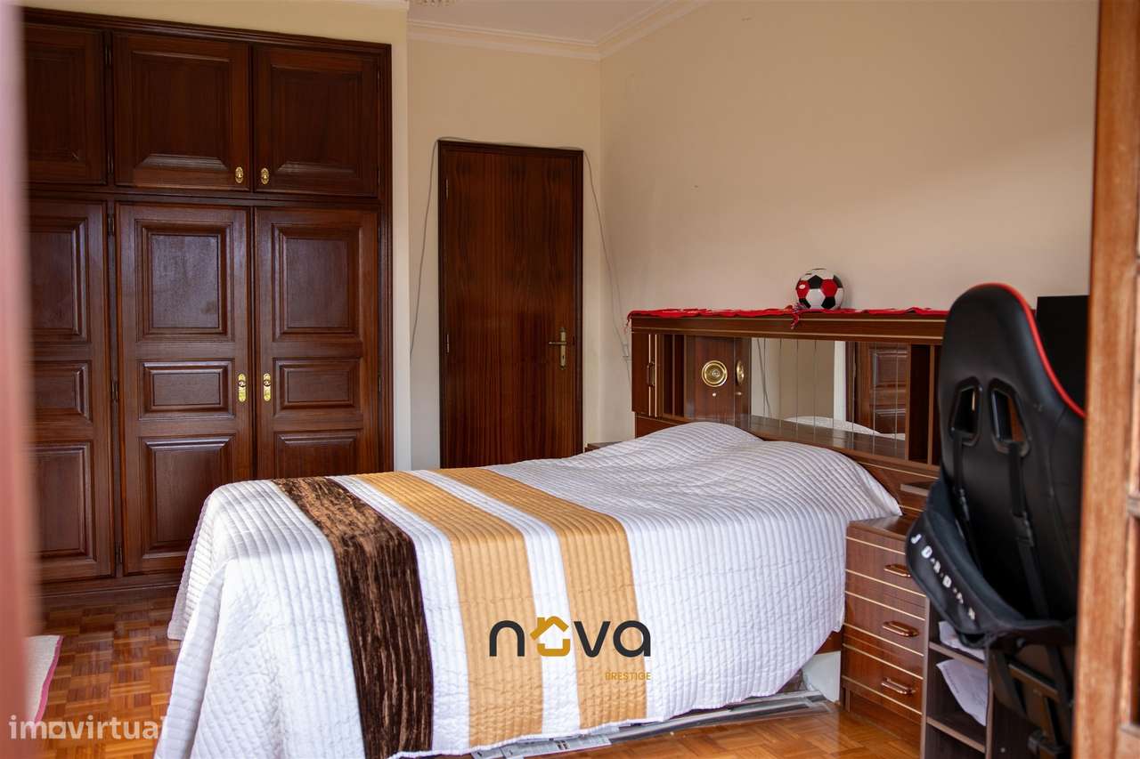 Moradia Independente T4 com Vista Panorâmica – Arcos de Valdevez-13