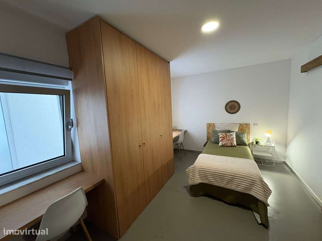Quarto para estudante ou jovem trabalhadora na Universidade do Minho - Grande imagem: 3/26