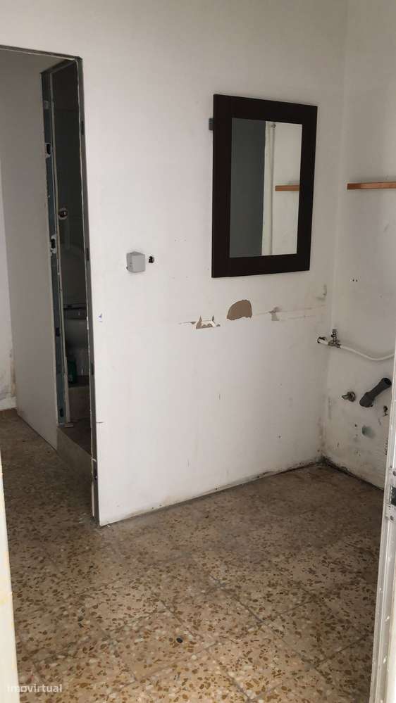 Armazém para Arrendamento – Baixa da Bandeira | Alto da Serra - Grande imagem: 4/5