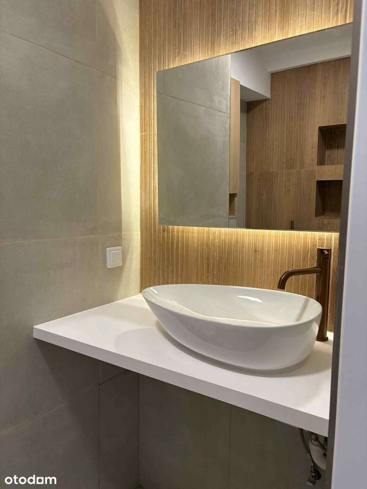 4-pokojowe mieszkanie po generalnym remoncie w centrum Błonia - Pełny obrazek: 4/9