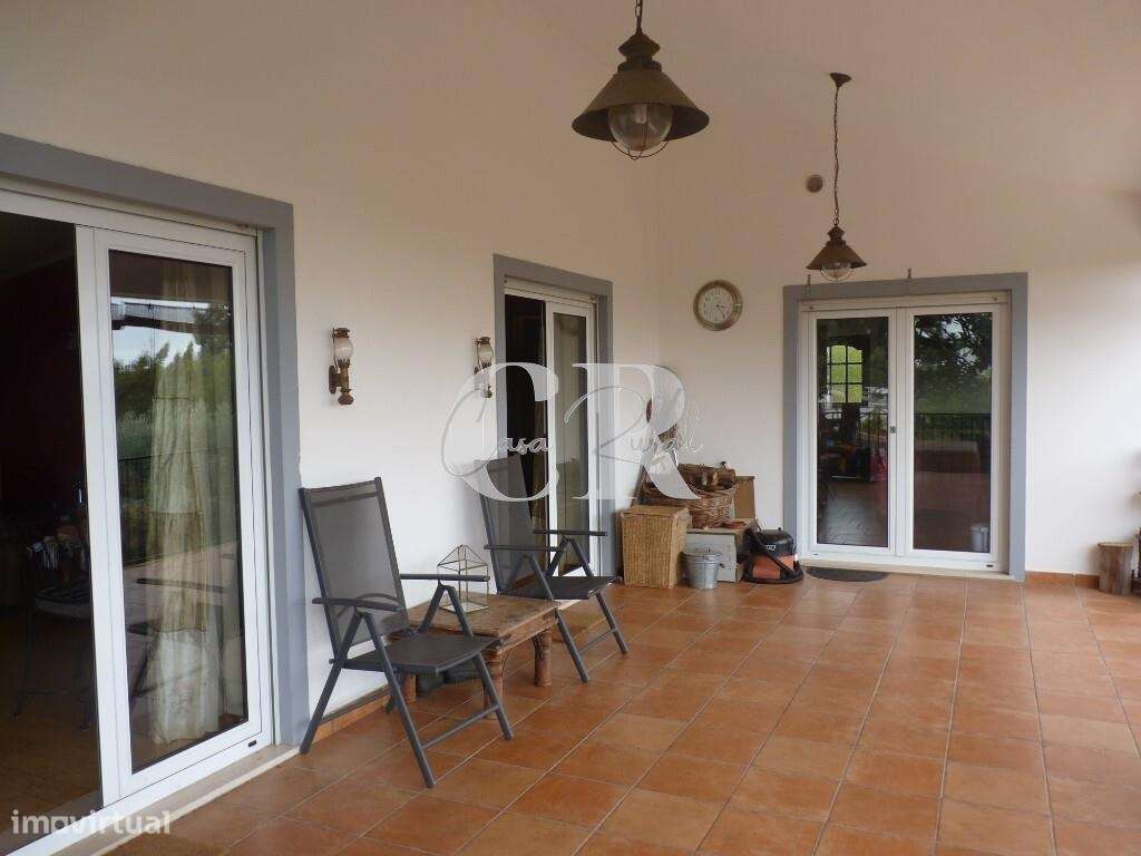 Casa isolada de 3 quartos com piscina, garagem, poço e vistas deslumbr-7