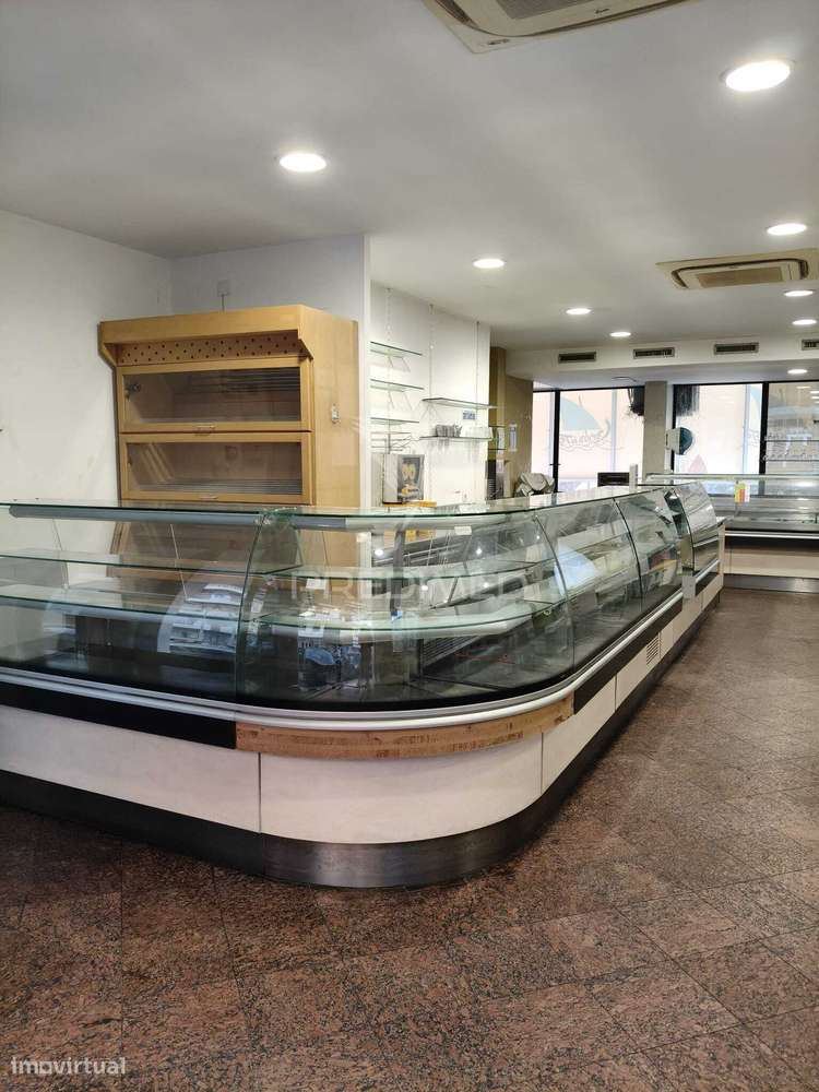 Restaurante e Snack-Bar Totalmente Equipado / Santarém - Grande imagem: 5/40