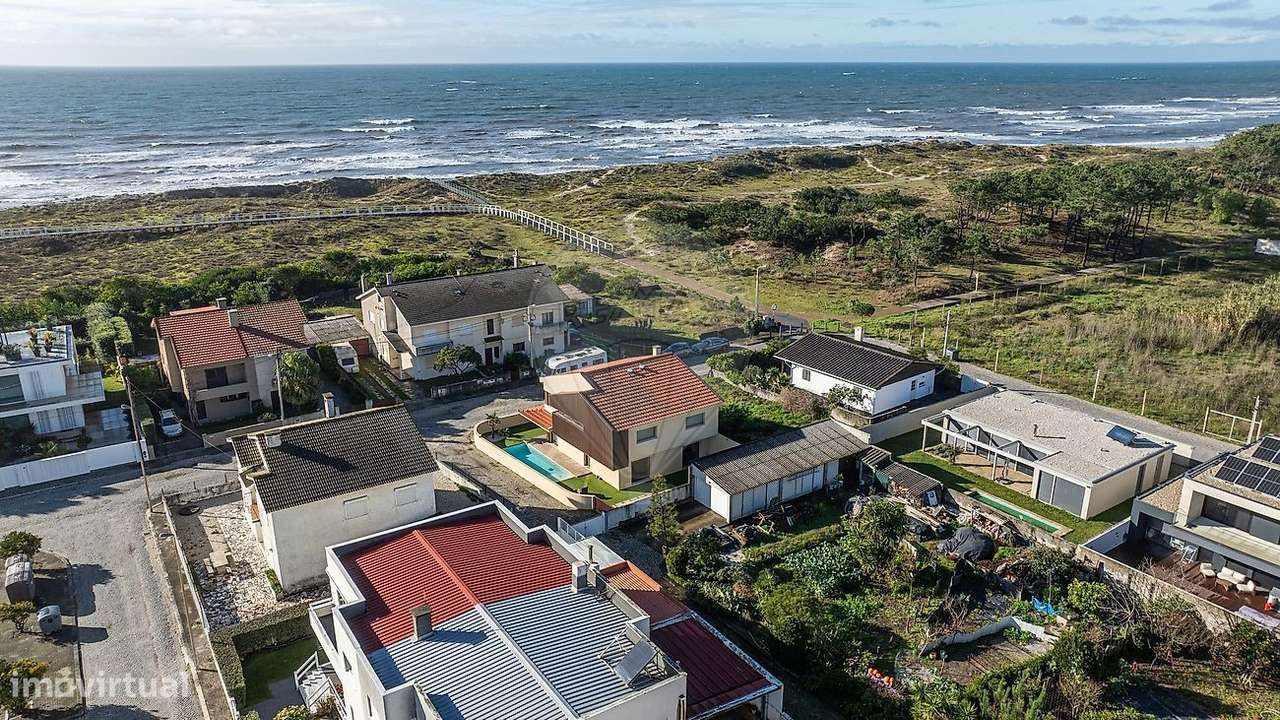 Moradia T4+1 em Esposende-34