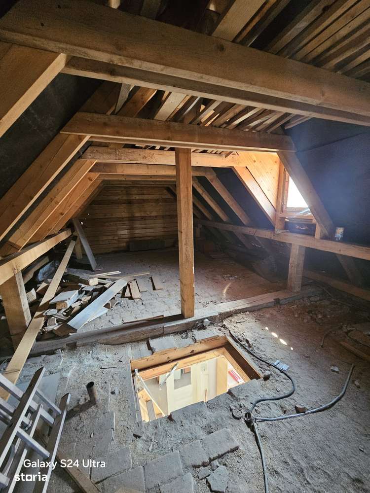 Corp de casa zona centrala,strada LUNGĂ!-11