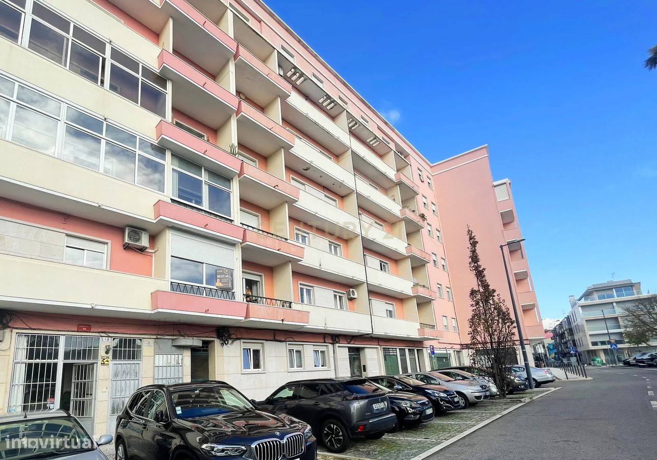 OPORTUNIDADE Investimento - Espaço comercial em Alvalade - Grande imagem: 1/8