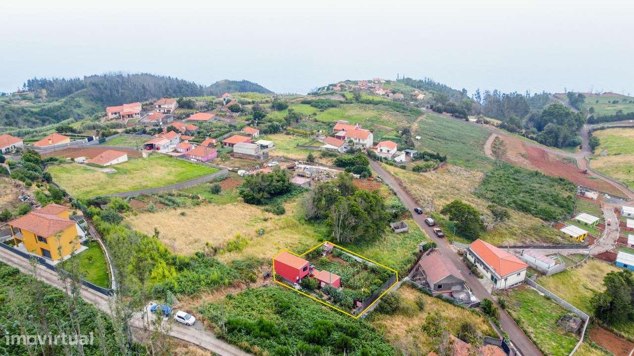 Moradia T1 proveniente de armazém agrícola habitável-32