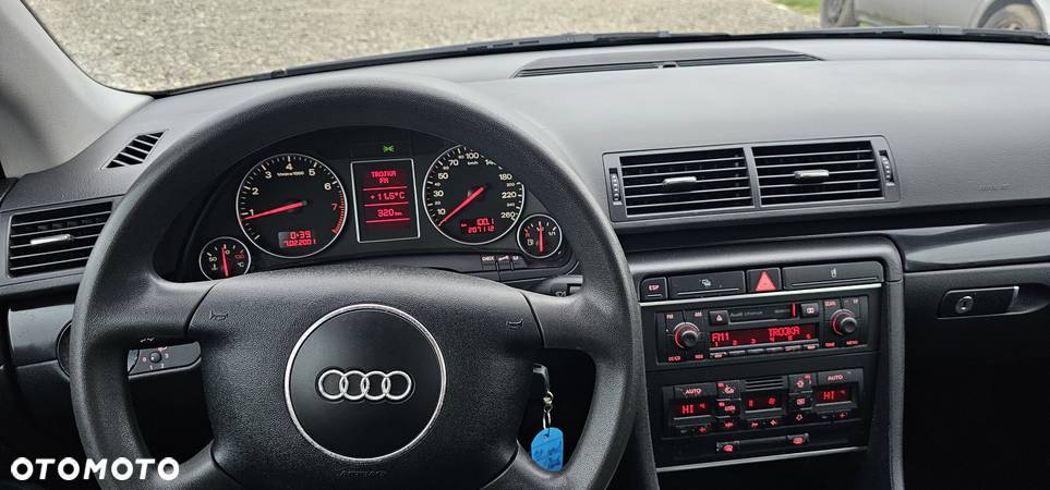 Audi A4 Avant 2.0 - 9