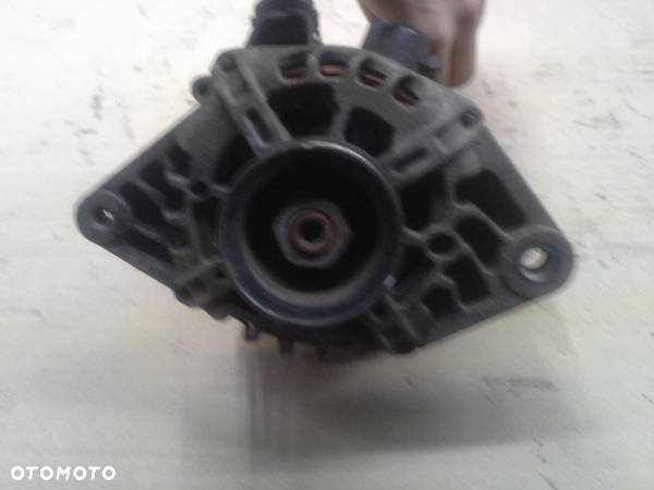 Kia Ceed  Venga 1.4 109KM G4FA alternator Valeo 90A 2655447  37300-2B101 - 6