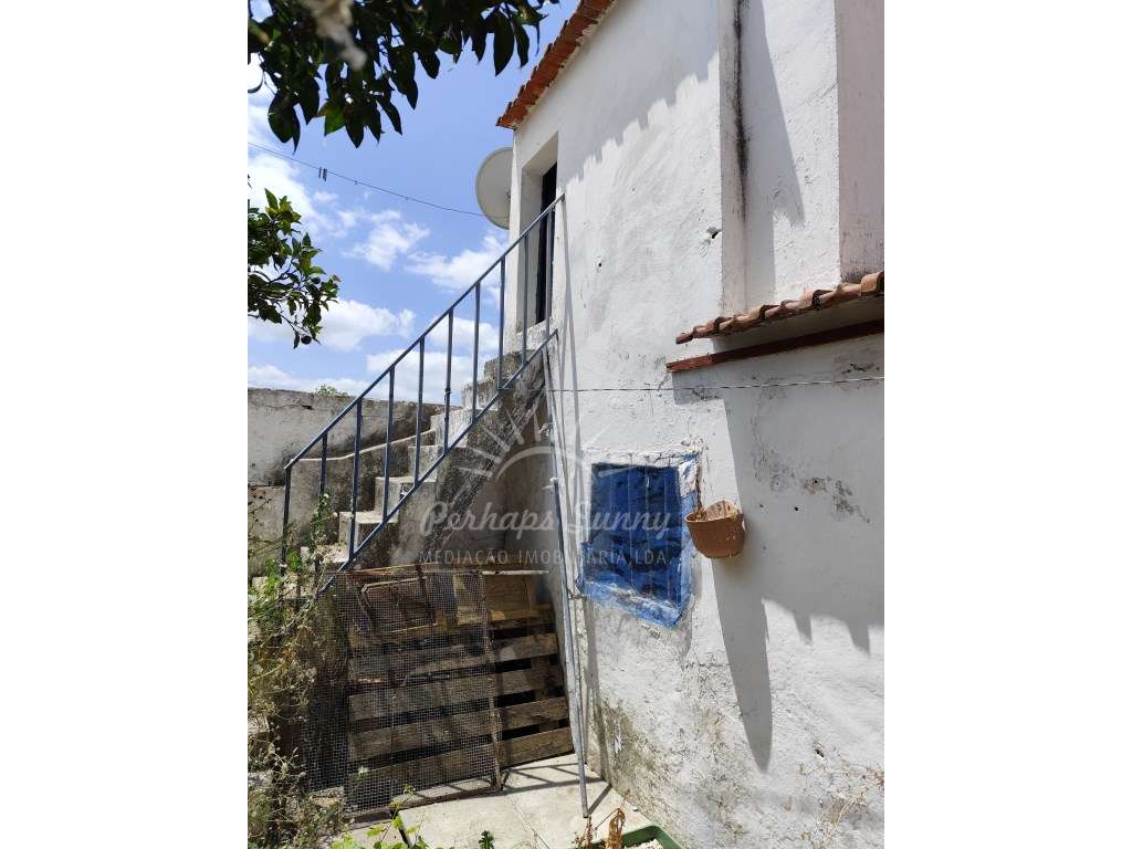 Moradia T3 para recuperar - Grande imagem: 4/22