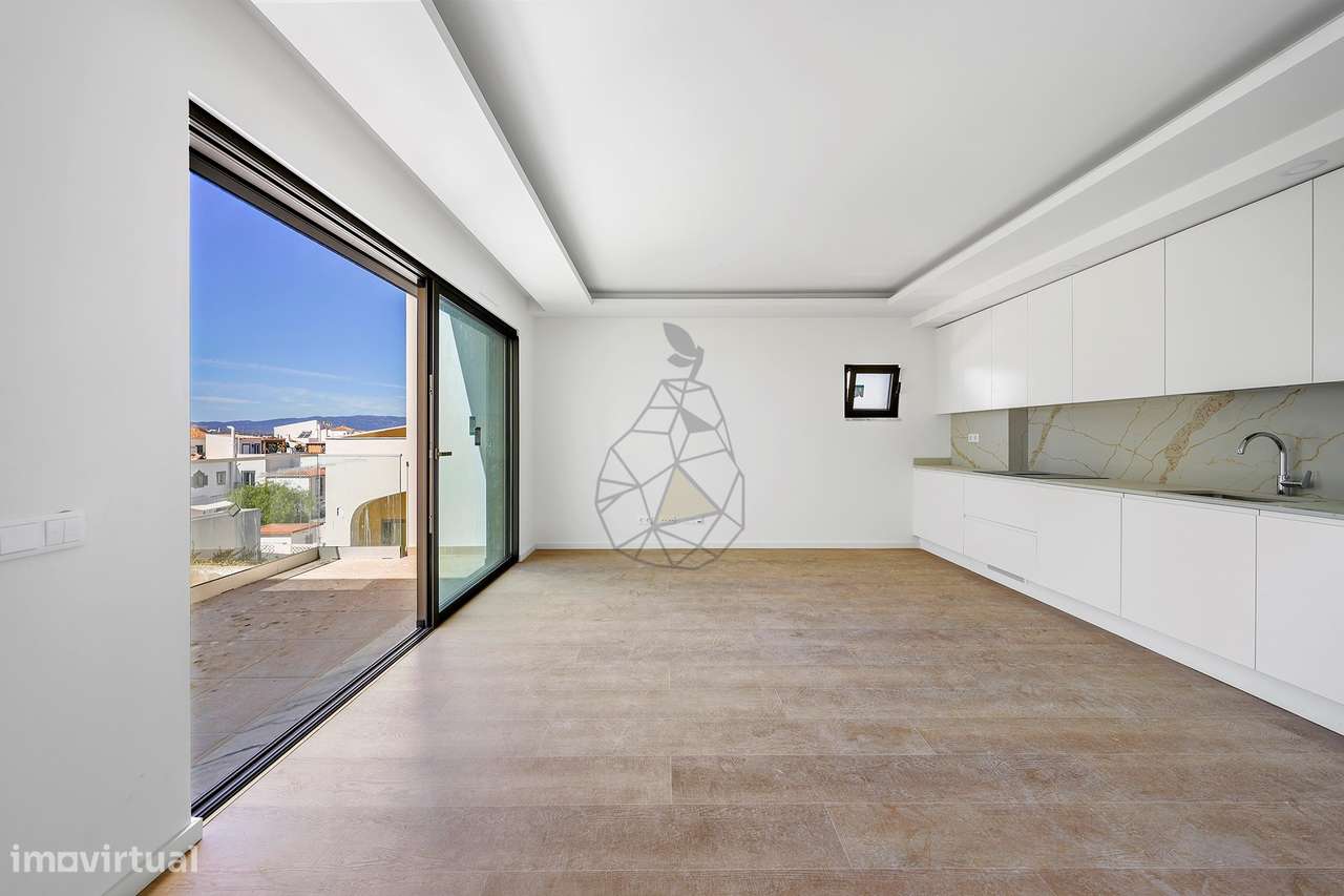 Apartamento T1 novo em condomínio fechado com piscina e garagem em Alv - Grande imagem: 5/25