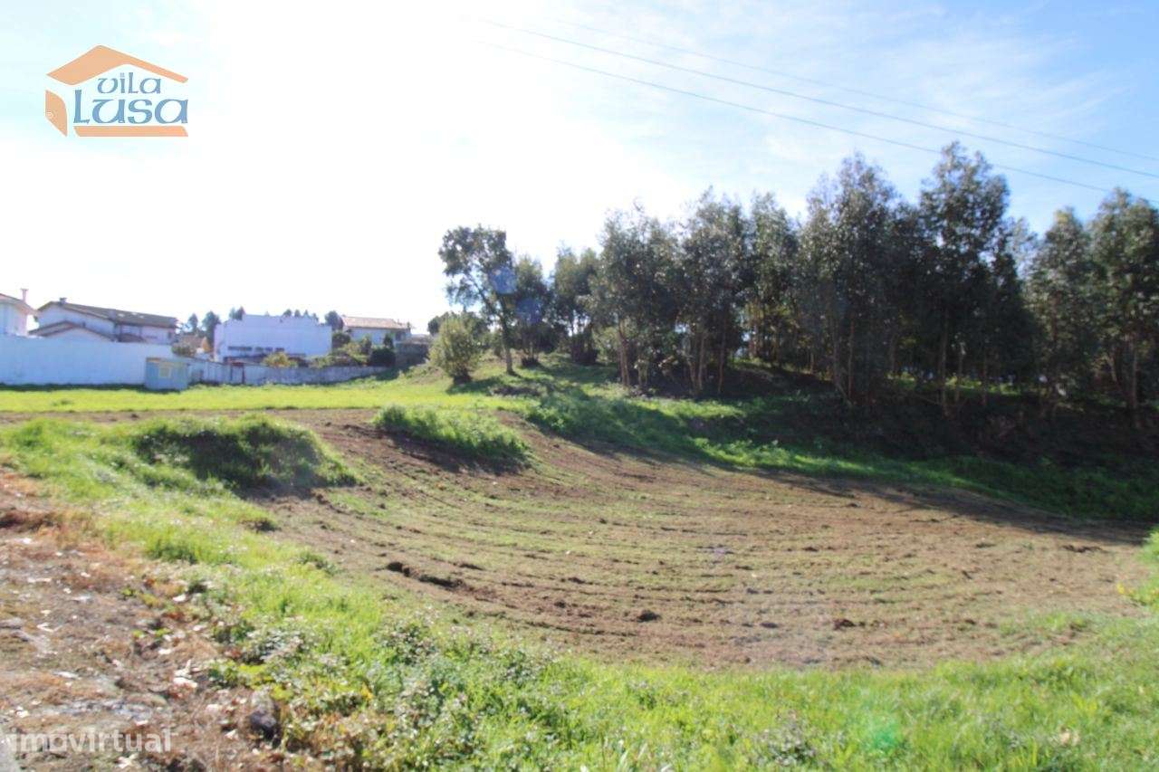 Terreno Plano de 14.000 m2 com Pip aprovado para condomínio de 8 mo... - Grande imagem: 4/5