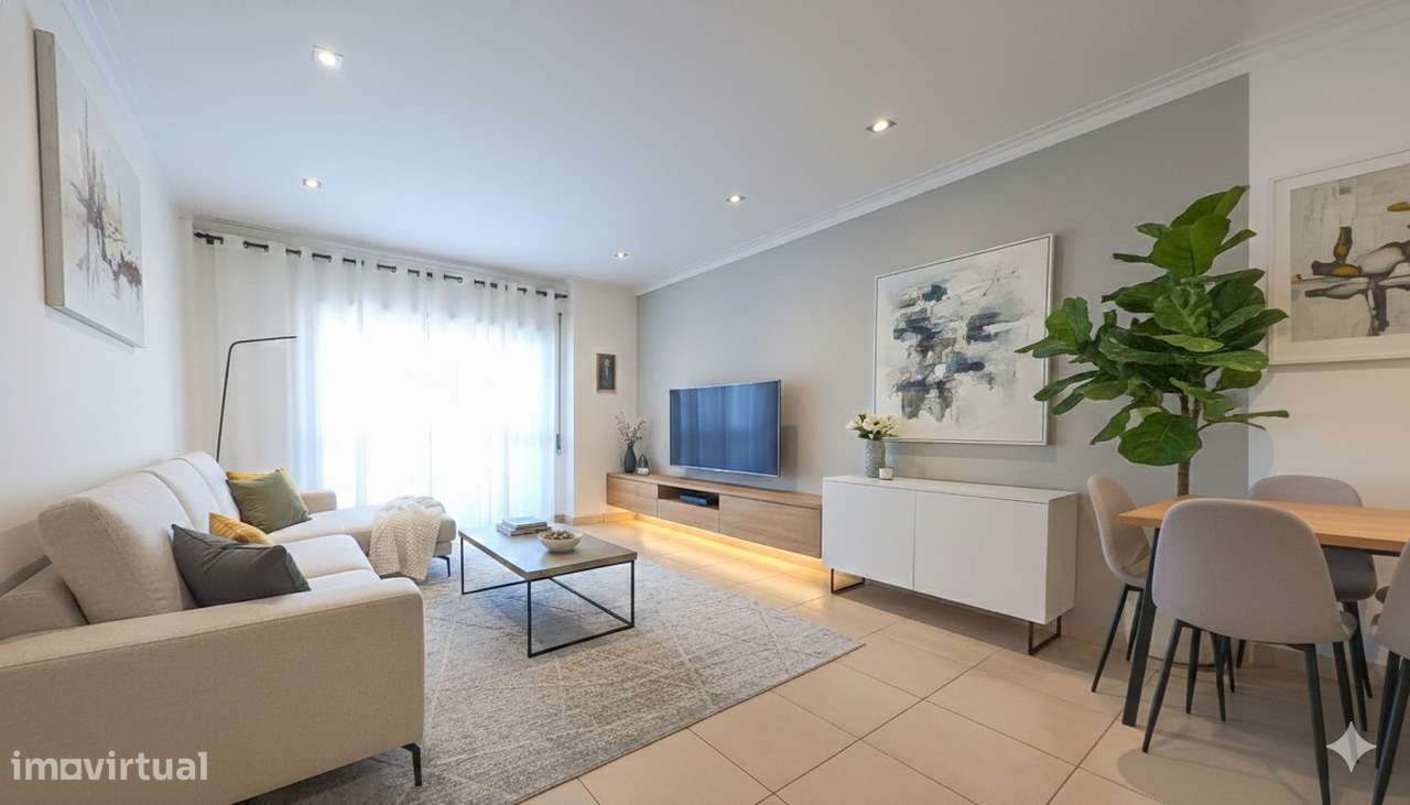 T3 com Terraço Coberto Exclusivo: A 1,5 km do Metro de Fânzeres-12