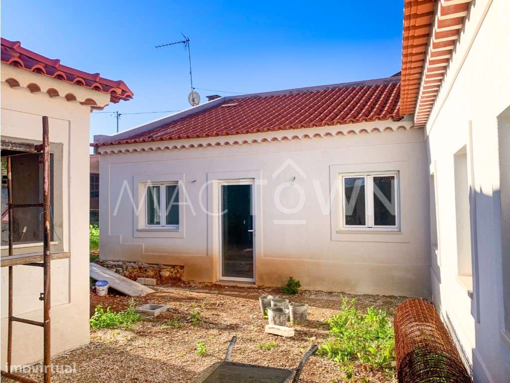 Viva com Conforto e Vista Serra - Moradia Nova na Zibreira-21