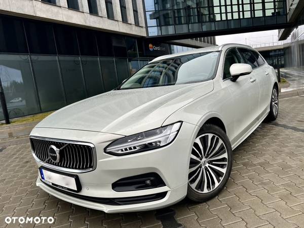 Volvo V90 D4 AWD Momentum Pro - 1