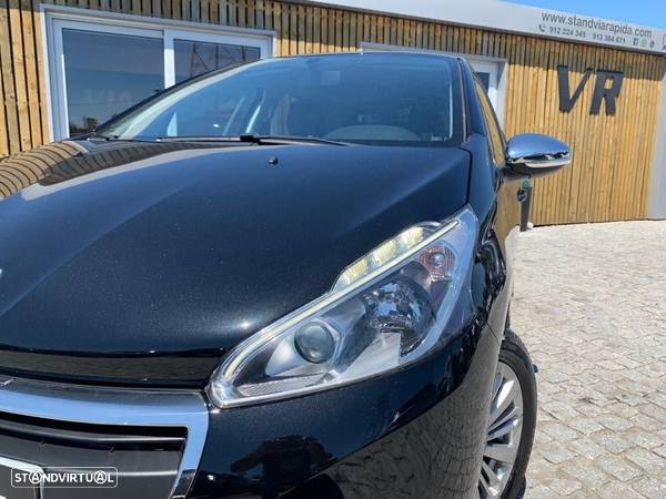 Peugeot 208 1.2 PureTech Allure - 15