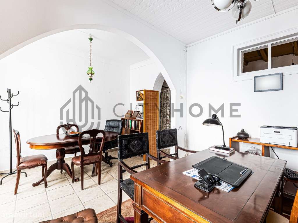 Moradia T1+3 Antiga Habitável no centro de Algoz - Grande imagem: 5/28