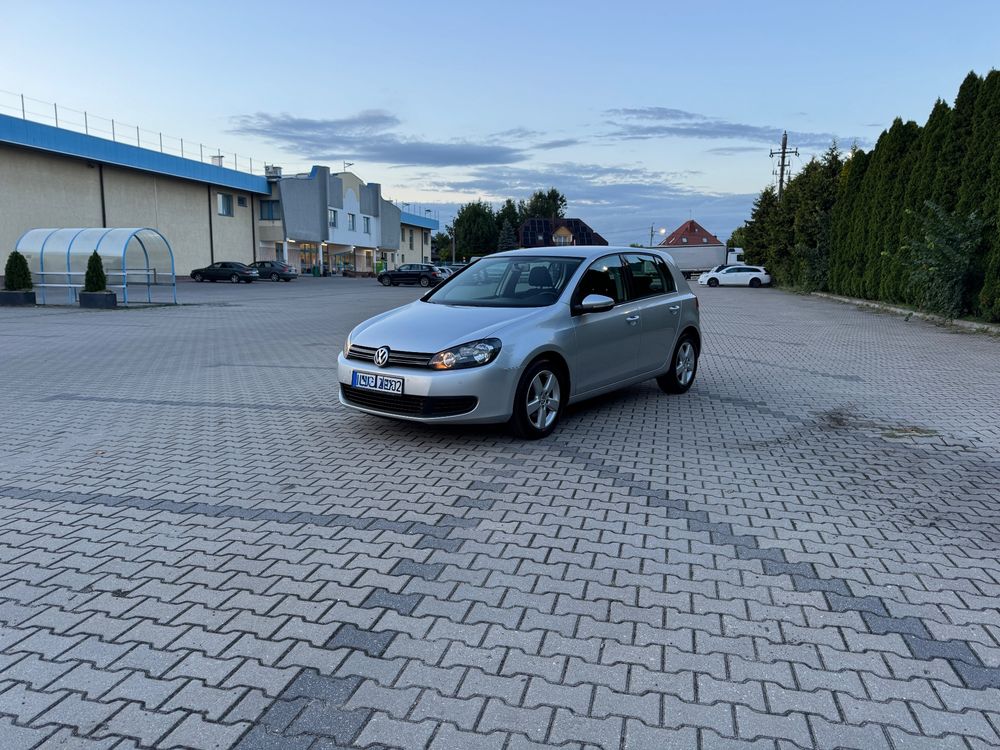 Volkswagen Golf VI (2008-2013) 1.6 TDI Highline 2011