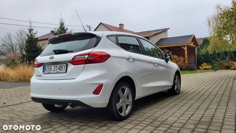 Ford Fiesta - 9