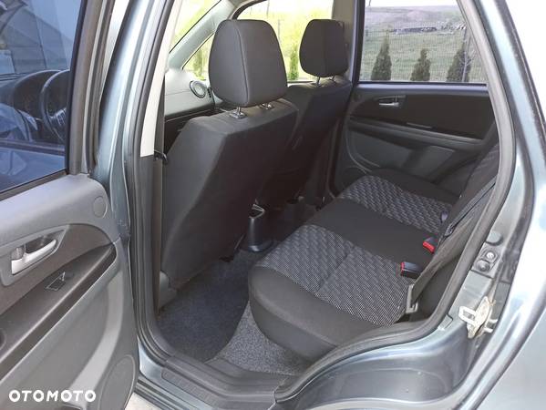 Suzuki SX4 1.6 GLX / Comfort - 12