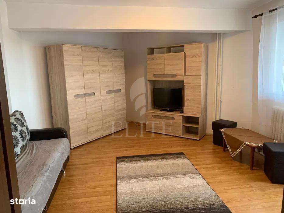 Apartament o camera în zona STRADA TEODOR MIHALI-1