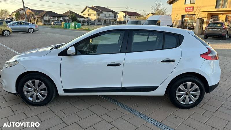 Renault Megane 1.5 dCi Expression - 9