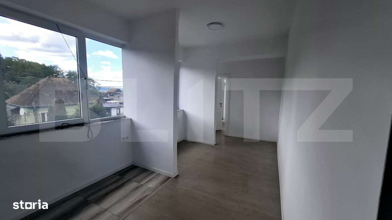 Apartament finisat 2 camere,28mp ,situat in Dezmir - Imagine principală: 3/8