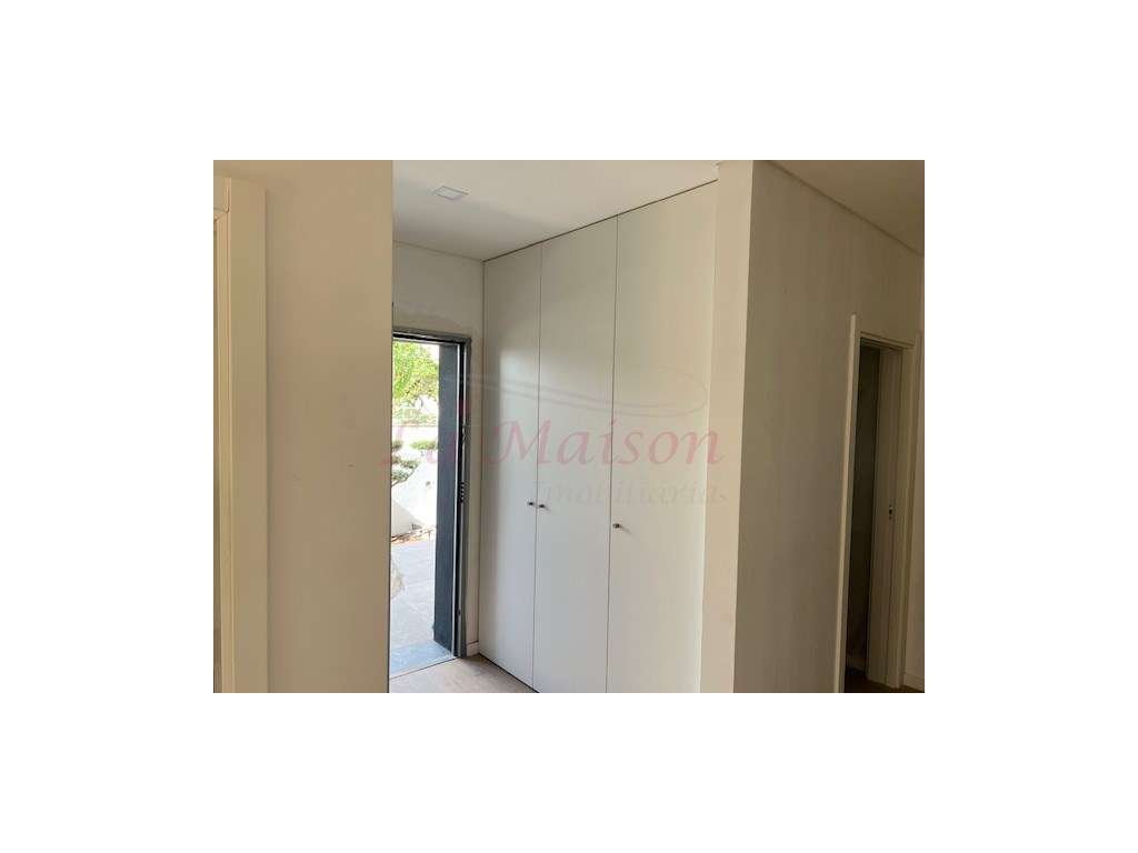 Condomínio privado de luxo V4 Duplex no Fanqueiro-9