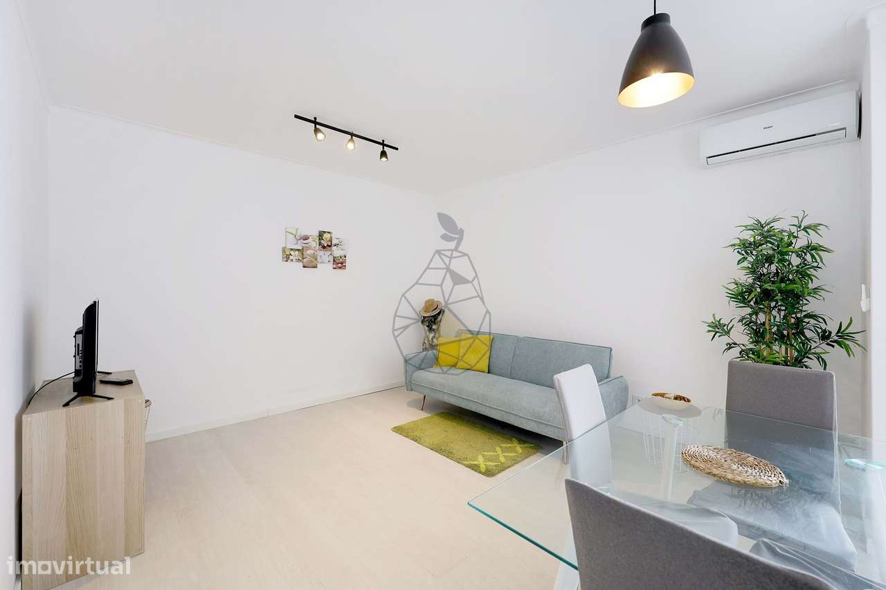 Arrendamento - T1 Transformado em T2, Remodelado, a Dois Passos da Pra - Grande imagem: 5/33