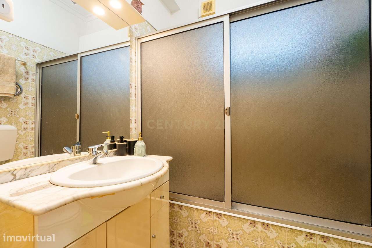 Apartamento T2 em Lisboa com Excelente Localização e Conforto-14