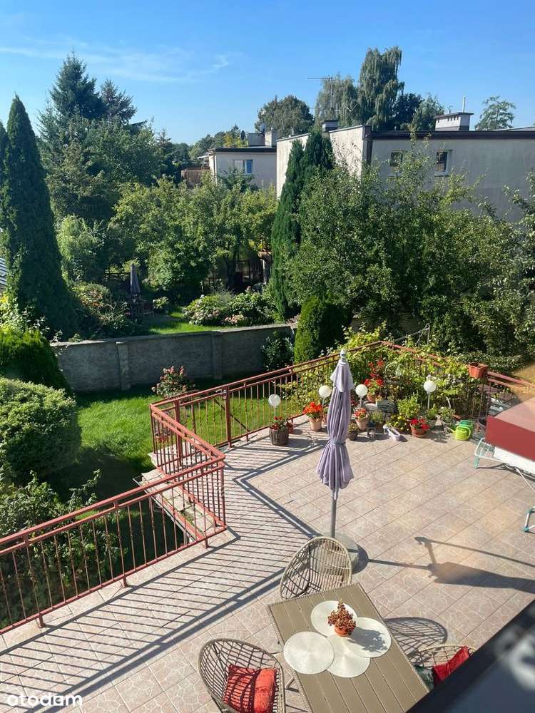 Dom z lokalem użytkowym ul. Zwycięstwa-1