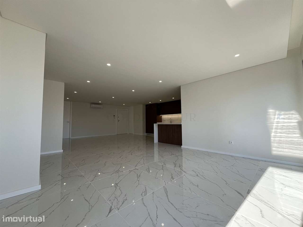 T3 em Gaia Centro | Varanda 23m² e Domótica - Grande imagem: 5/25