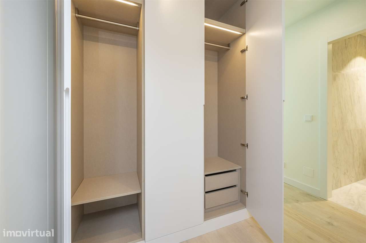 Apartamento T2 na Urb. Bayview, Cascais.-36