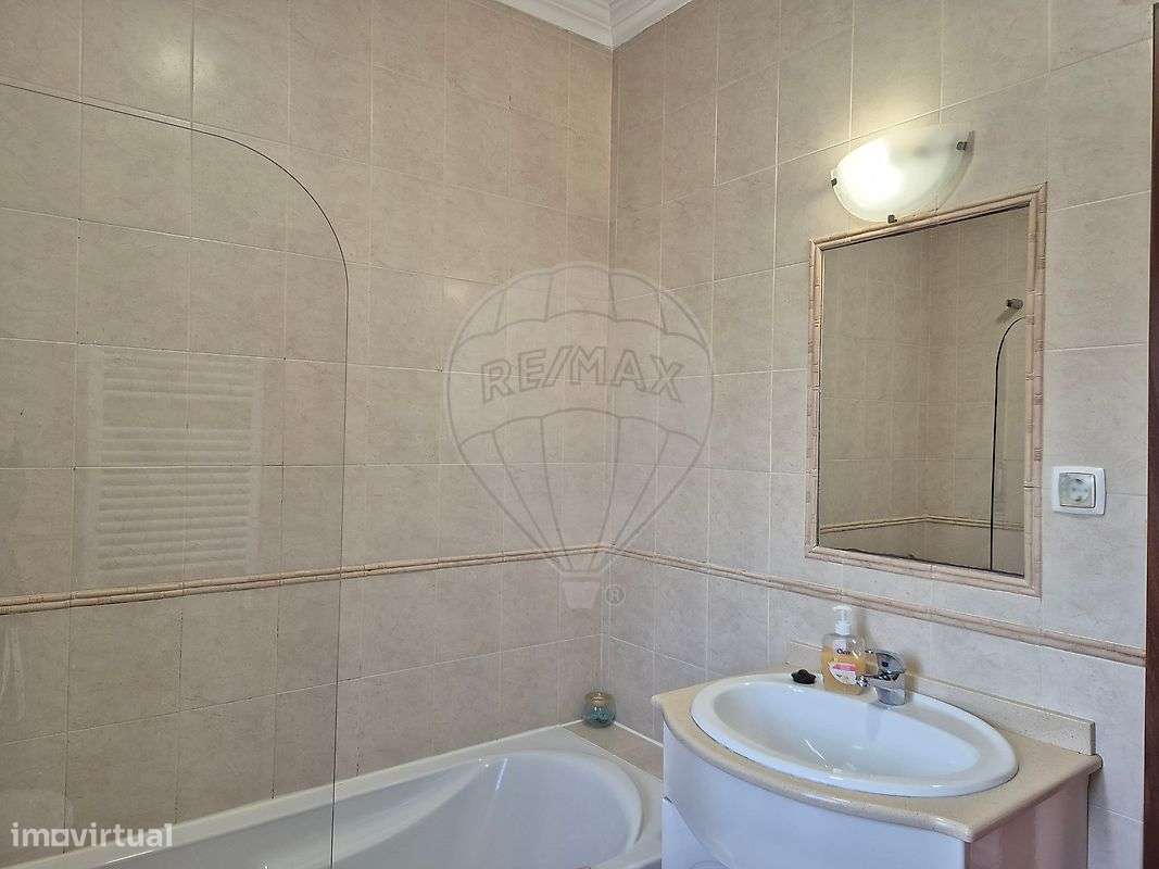 Moradia T2 para venda-20