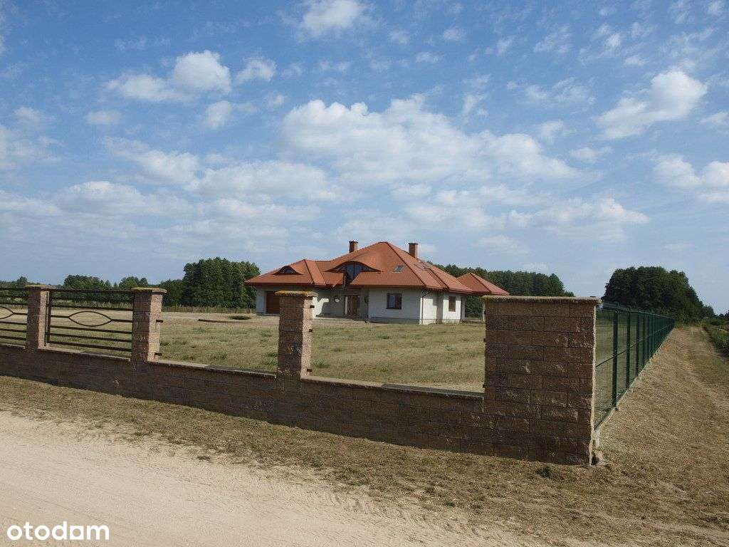 Sprzedam dom w miejscowości Felin, gm. Huszlew-9