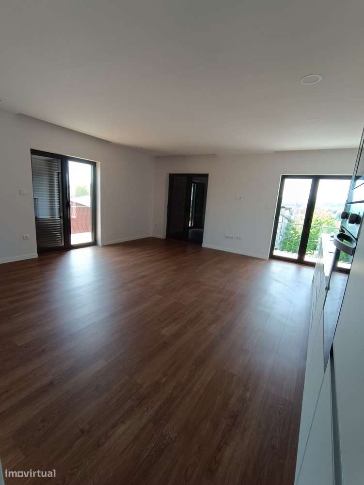 Apartamento T2 | Tamel S. Veríssimo-4