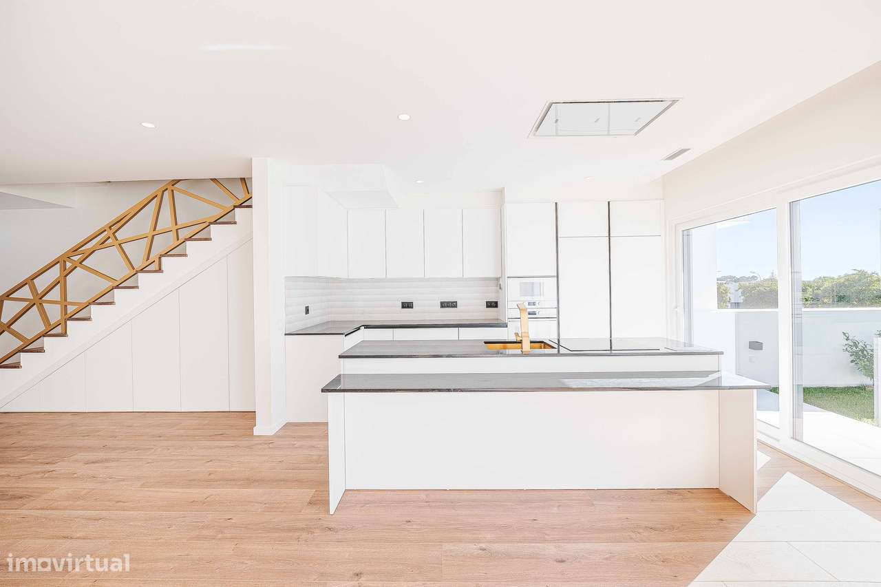 Elegante moradia T4 de arquitetura contemporânea em Albarraque-6