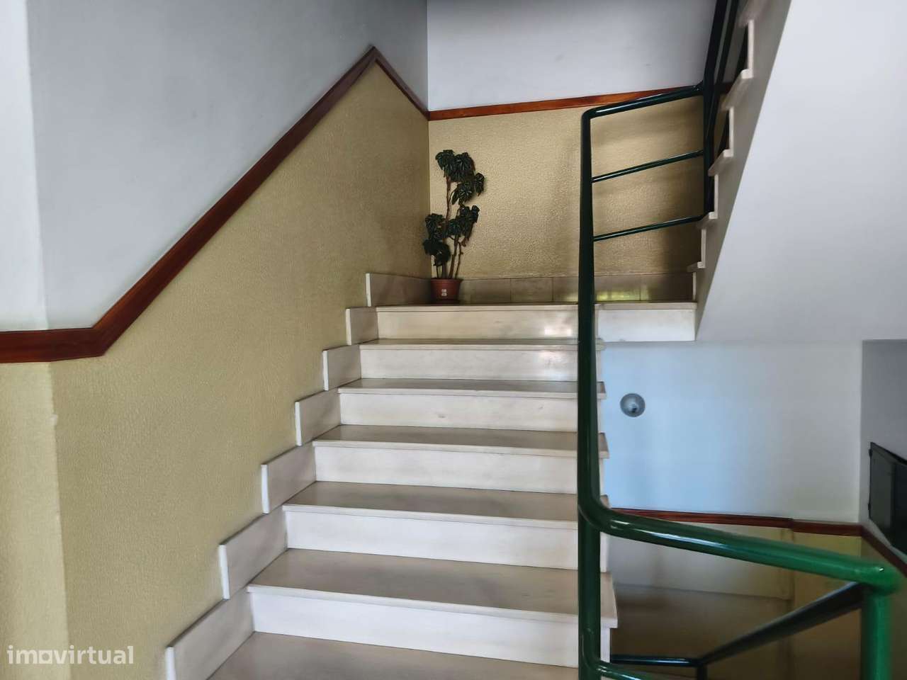 Excelente apartamento no Canhoso-36