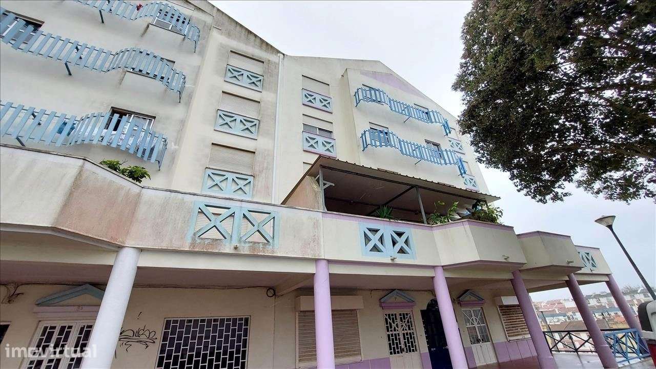 Apartamento T2 Mem Martins
