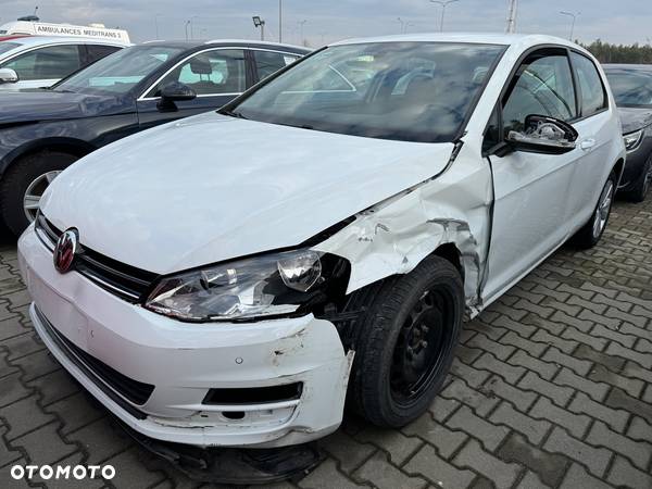 Volkswagen Golf 1.6 BlueTDI Comfortline - 4